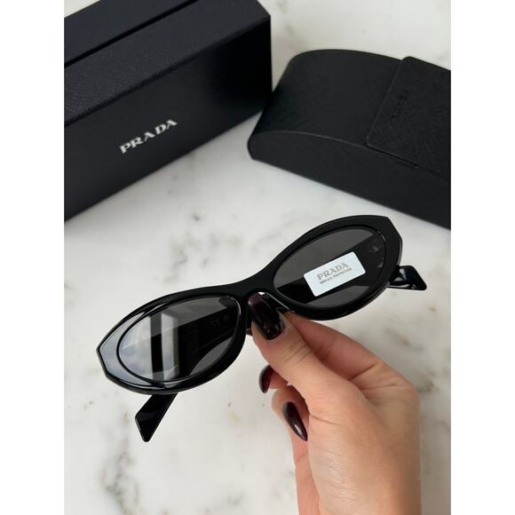 NEW Prada PR26ZS Black Logo Cat Eye Sunglasses main image 7